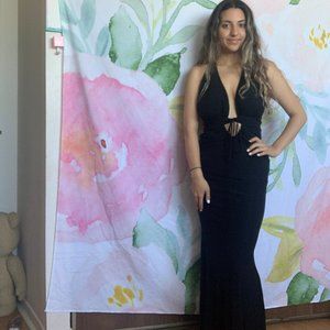 NWOT Mendocino Sexy Backless Halter Dress